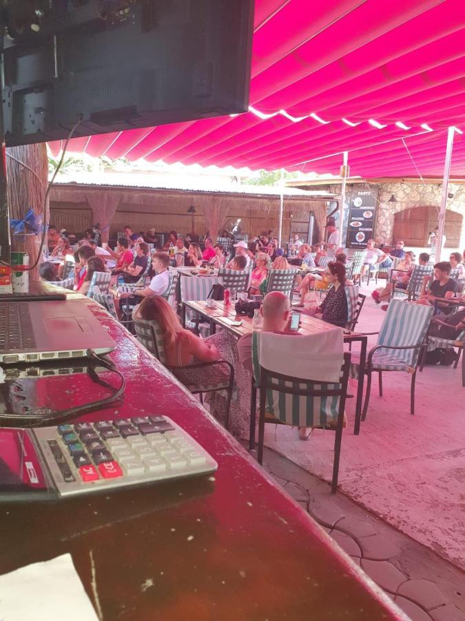 Famagusta Hotel Vama Veche Kültér fotó